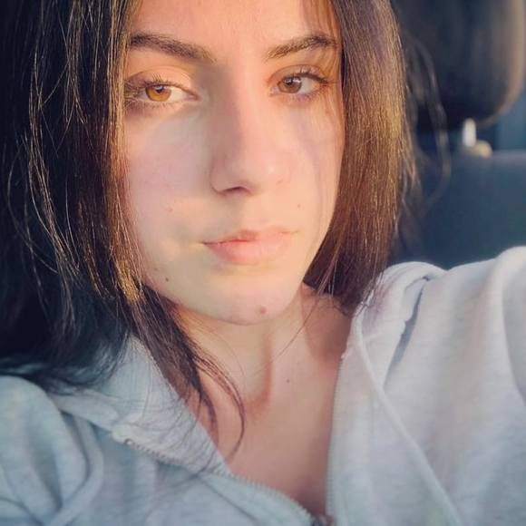 Meet your Posher, Juman - Picture 1 of 1